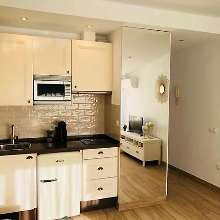 San Antonio - Estudio En La Playa De La Carihuela *