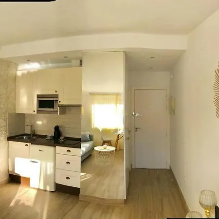 Apartamento San Antonio - Estudio En La Playa De La Carihuela *