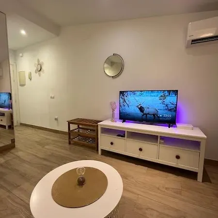 Апартаменты San Antonio - Estudio En La Playa De La Carihuela *